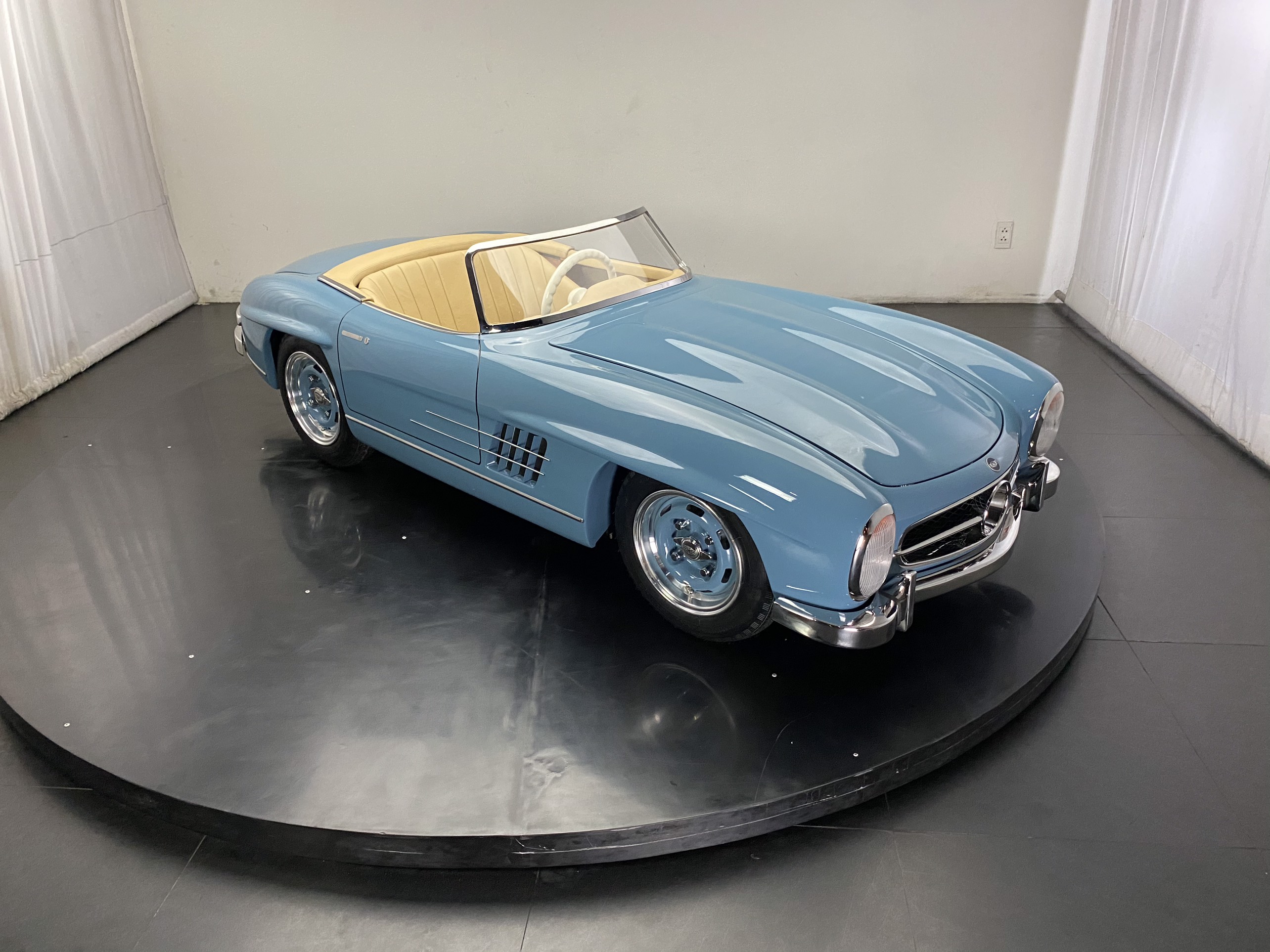 300 Light Blue 3